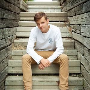 Meet your Posher, Brandon